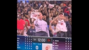 凭亿近人😲美媒晒鲍尔默激情开场：体育史最棒的老板之一！